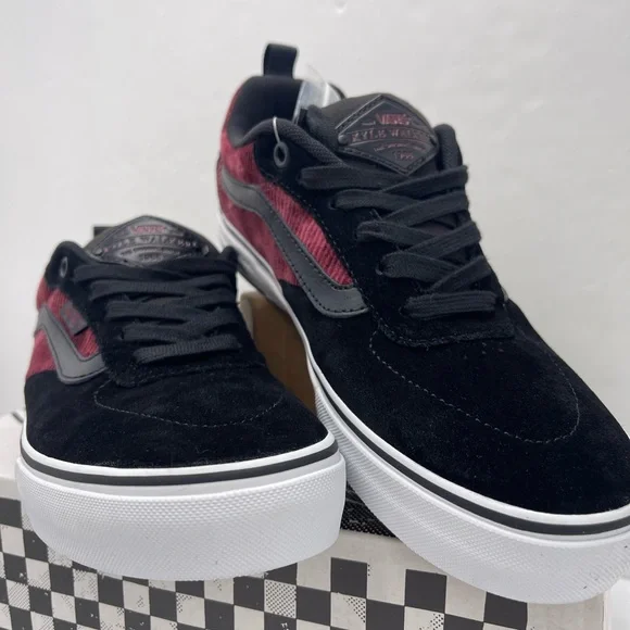 Vans WMNS Kyle Walker
Corduroy Tie-Dye/Black/White Sneakers 
VN0A5JIEX4C - Picture 5 of 16